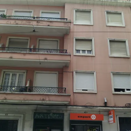 Voyage 2* Lisboa